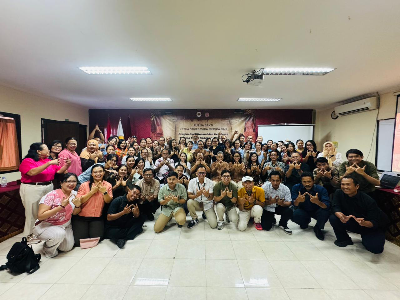 PURNA BHAKTI KETUA STIKES WIRA MEDIKA BALI